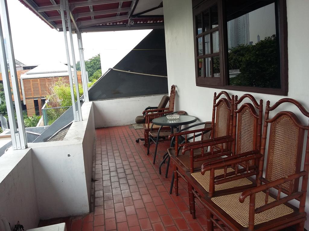 Mayestik Guest House Syariah Jakarta Luaran gambar